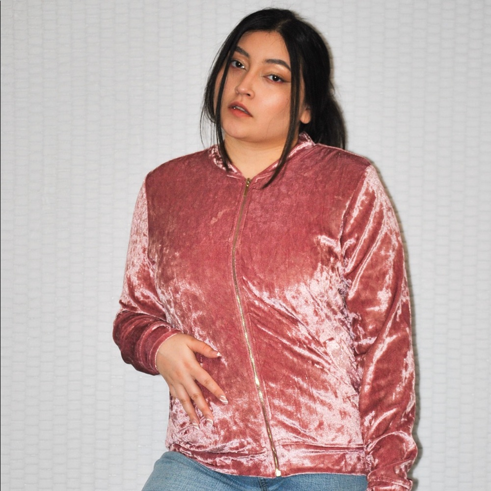 Pink crushed velvet jacket (medium) - Picture 3 of 5